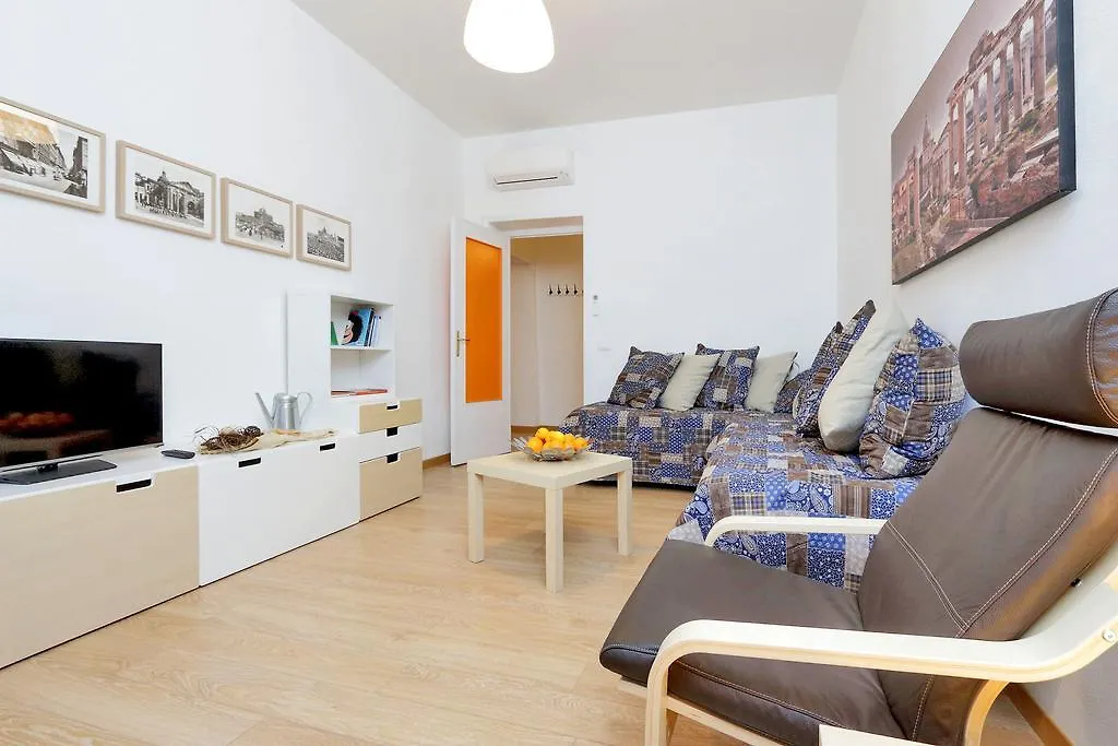Via Veneto Smart Apartment  로마